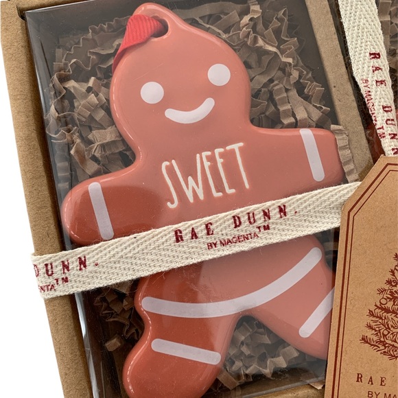 ❤️🎄❤️Rae Dunn Gingerbread Christmas ornaments ❤️🎄❤️ - Picture 2 of 3